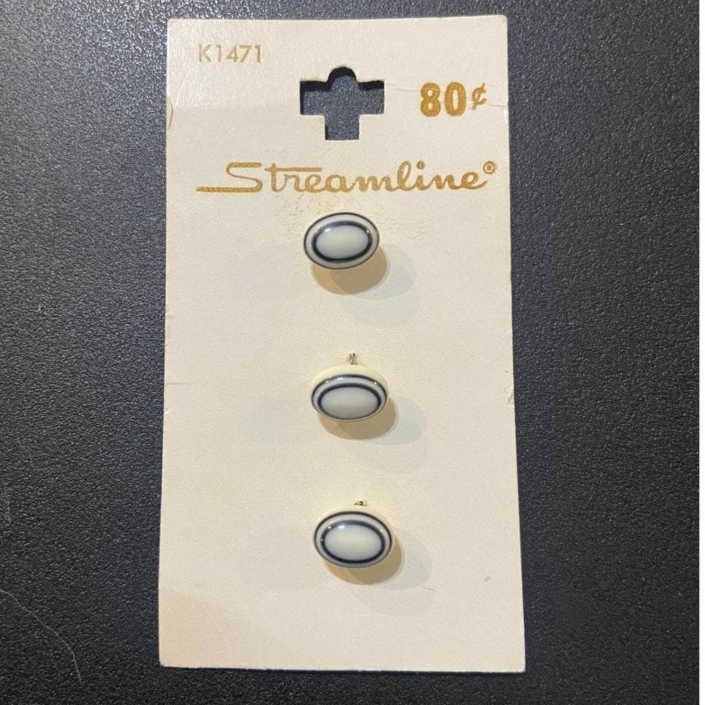 Streamline Vintage Oval Buttons White and Navy Blue Size 18 On Card 1960's